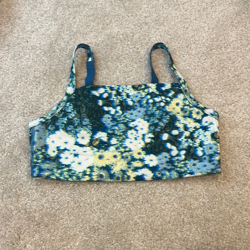 Floral Blue and White Crop Top